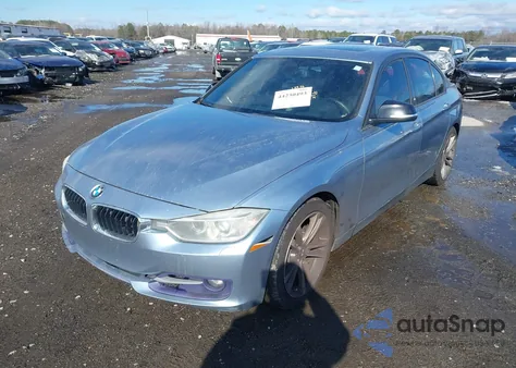 2013 BMW 328I z USA, uszkodzony, nr VIN WBA3A5G55DNP22157